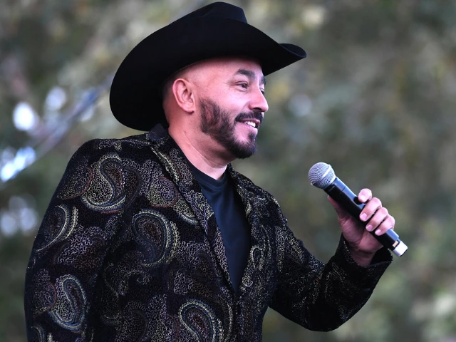 由于健康问题,Lupillo Rivera退出了La Casa de los Famosos All Stars