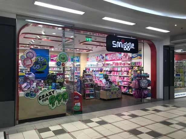 大型文具连锁店将于下个月关闭,因为顾客说“这是垃圾!”