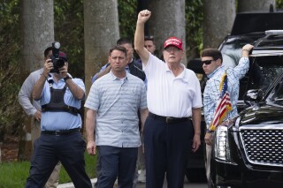 特朗普公司与卡塔尔高尔夫度假村达成协议,这表明它并没有对外国业务有所保留
