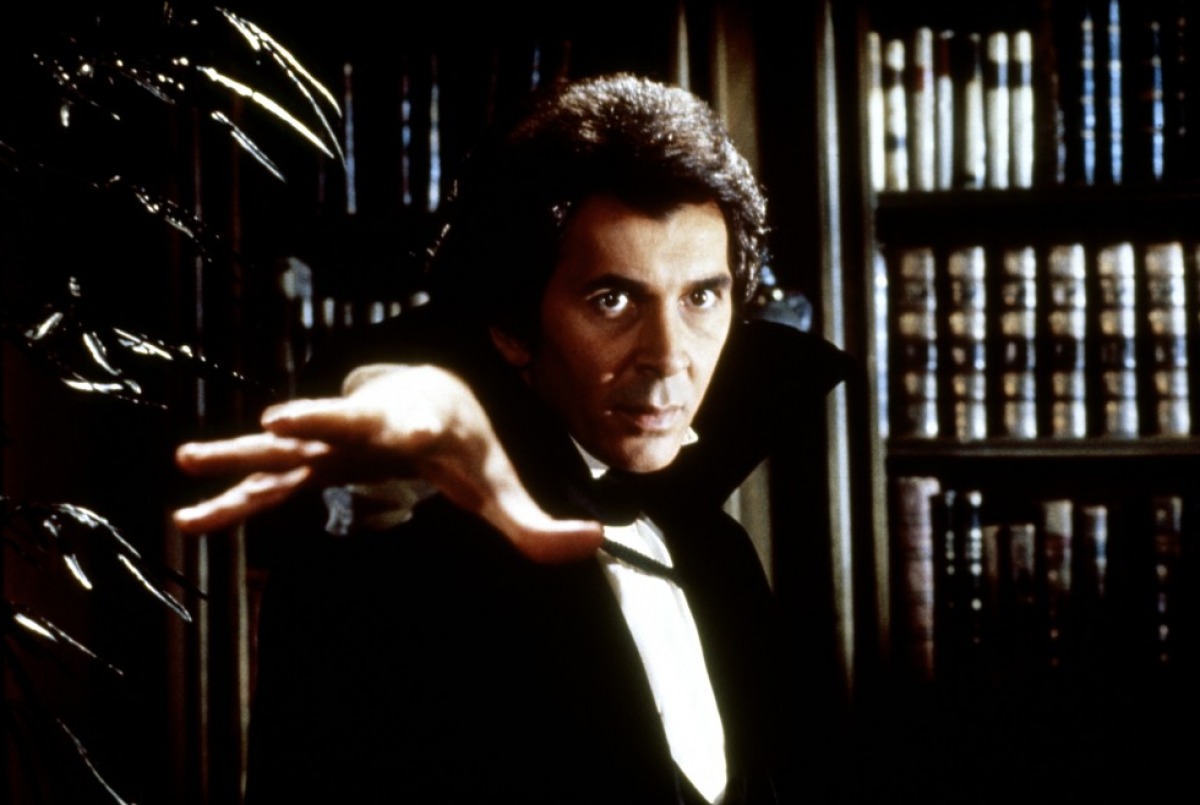 DRACULA (1979): Film Review - THE HORROR ENTERTAINMENT MAGAZINE