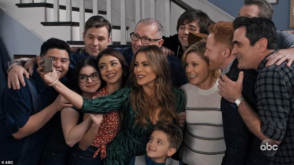 I Rewatched Modern Family and Realized How it's About Every Middle Class  Family Ever – MangoBaaz