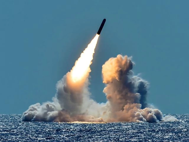 斯德哥尔摩国际和平研究所:2024年全球军费开支创历史新高,达到2.7万亿美元