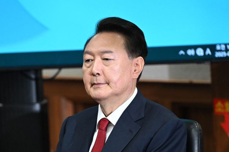 韩国前总统尹光雄被控滥用职权