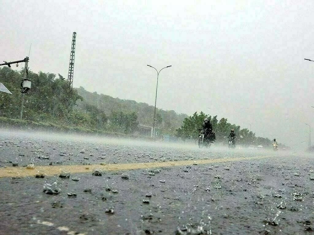 信德省部分地区预计将有雷雨天气,人们终于松了一口气