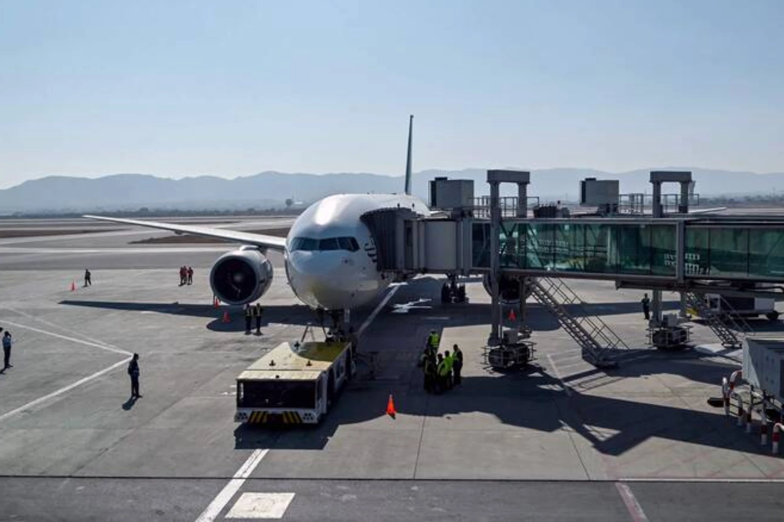 所有CAA航空保安人员都获得国际认证